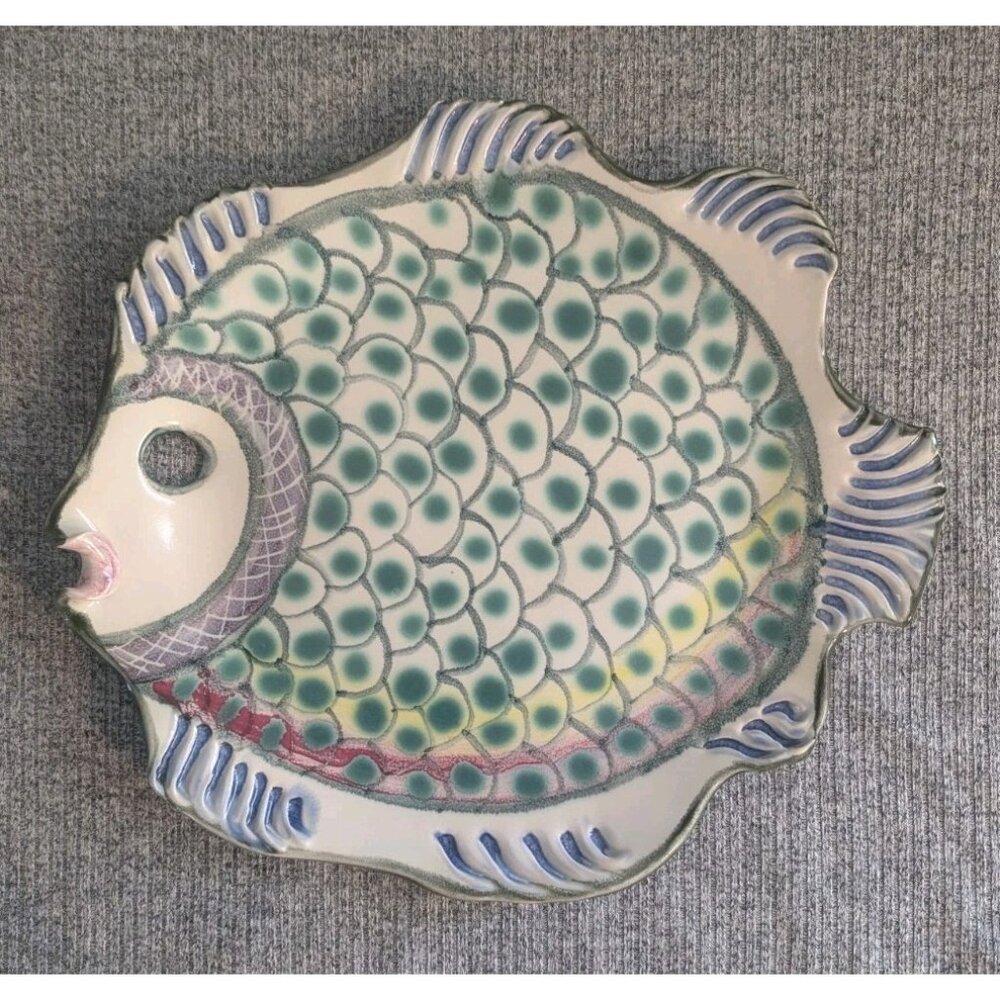 Clay Horizons Hanging Decorative Ceramic Fish Plate/Platter, GUC, Signed - Picture 3 of 6